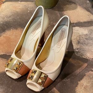 BCBGMaxAzria Cream and Tan Studded Heels 8.5
